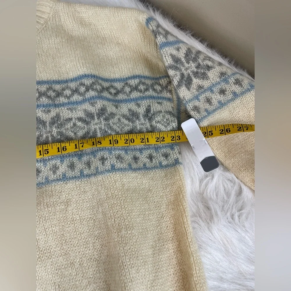 Vintage Icelandic ice knit Nordic ivory and Blue wool Sweater - Picture 8 of 12